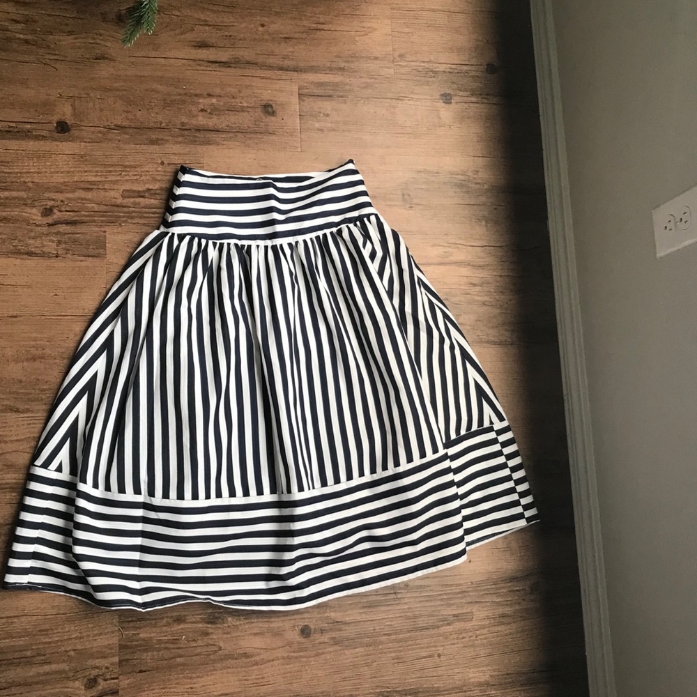 JOA skirt - Picture 6 of 6